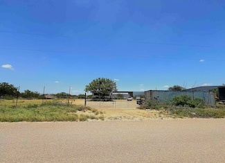 341 Appaloosa Rd, Laredo, TX 78045