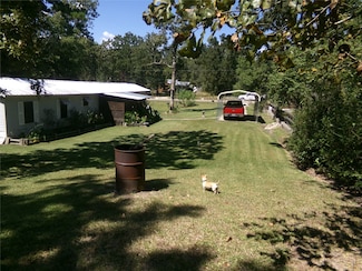 71 S Lakeside Dr, Huntsville, TX 77320