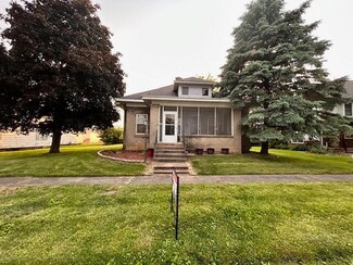 304 N Jefferson St, Brook, IN 47922