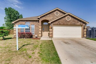 901 Marist Dr, Fort Worth, TX 76120
