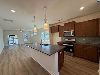 129 Odell Dr, Cayce, SC 29033