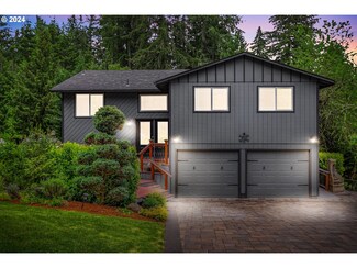 950 NE Hill Way, Estacada, OR 97023