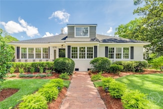 606 E 54th St, Savannah, GA 31405