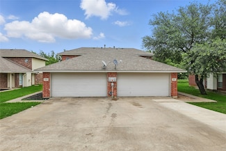2820 Sunset Strip Ave, Glenn Heights, TX 75154