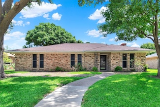 2416 Sierra Ln, Plano, TX 75075