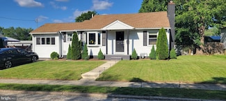 21 N Holly Ave, Maple Shade, NJ 08052