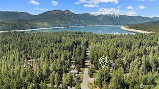 61 S Lake Cabins Rd, Ronald, WA 98940