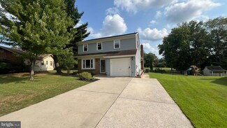 76 Abbington Ln, Sewell, NJ 08080