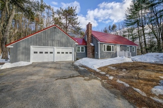 355 Lewiston Rd, New Gloucester, ME 04260
