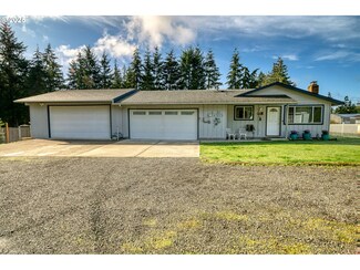 33782 Shamrock Ln, Scappoose, OR 97056
