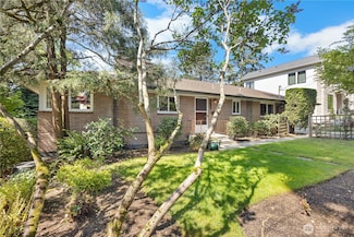 3427 72nd Place SE, Mercer Island, WA 98040