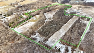 3932 W Division Rd, Peru, IN 46970