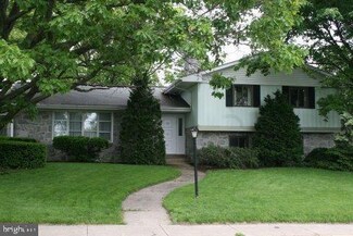 600 Grandview Dr, New Holland, PA 17557