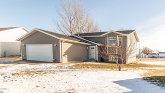 3913 Clark Place NW, Mandan, ND 58554
