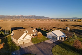 395 Parker Dr, Belgrade, MT 59714