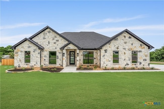 301 Canyon Oaks Rd, Troy, TX 76579