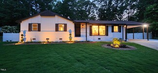 701 Sandy Ridge Ct, Raleigh, NC 27615