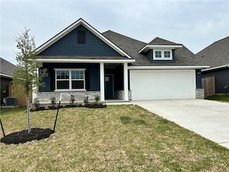 2826 Messenger Way, Bryan, TX 77803