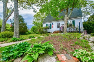 23 Indian Trail, Centerville, MA 02632