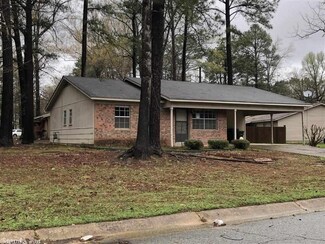 3930 Wooddale Dr, Little Rock, AR 72209
