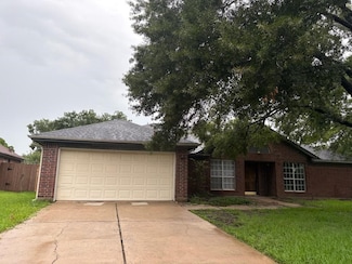 14119 Falling Elm Ln, Houston, TX 77015