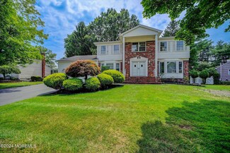 44 Calder Ct, Marlboro, NJ 07746