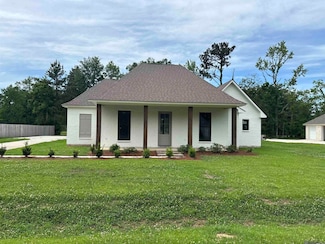 7270 Riverbank Dr, Denham Springs, LA 70706