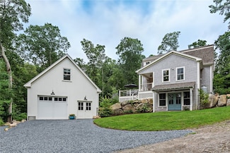 39 Stone Church Rd, Little Compton, RI 02837