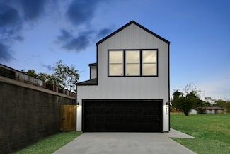 8103 Venus St, Houston, TX 77088