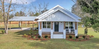 11038 Lanes Bridge Rd, Jesup, GA 31545