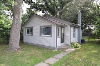 1330 Fremont St, South Bend, IN 46628
