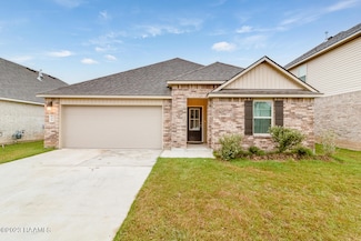 109 Red Pine Dr, Lafayette, LA 70501