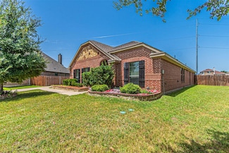 305 Maria Ct, Glenn Heights, TX 75154