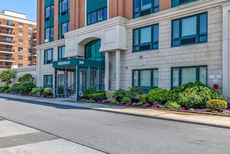 260 W Broadway Unit 2G, Long Beach, NY 11561