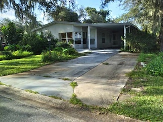 3049 Eagle Pass Trail, Deland, FL 32724