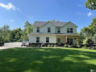 1725 Smith Rd, Temperance, MI 48182