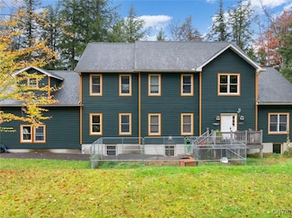 177 S Shore Acres Rd, Old Forge, NY 13420