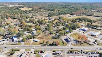 1217 Main St, Chipley, FL 32428