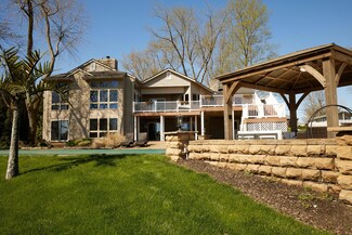 2045 Chickasaw Dr, London, OH 43140