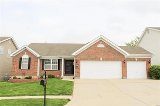 14226 Ashbury Meadows Dr, Florissant, MO 63034