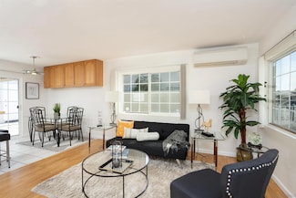 511 Sunnyside Ave, San Diego, CA 92114