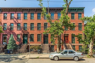 206 8th St, Jersey City, NJ 07302