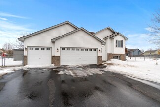 2163 Joes Lake Rd SE, Cambridge, MN 55008