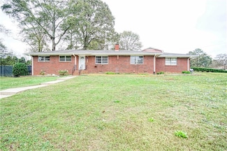 680 Sherwood Dr, Jonesboro, GA 30236