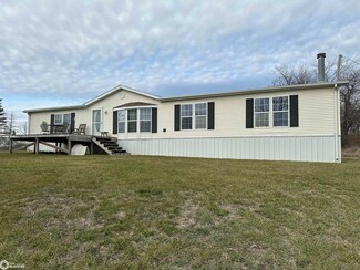 213 Kells Ave, Melrose, IA 52569