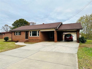 3028 Sparta Rd, North Wilkesboro, NC 28659