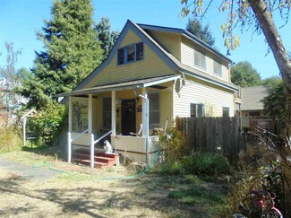 122 Putman St, Brownsville, OR 97327