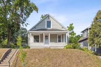 40 Queen Ave S, Minneapolis, MN 55405