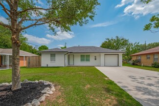 246 Bizerte St, Houston, TX 77022