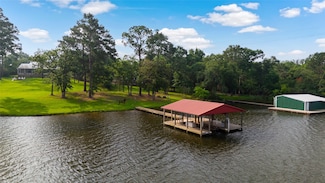 9403 Haney Rd, Franklin, TX 77856